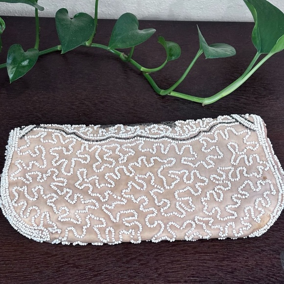 Walborg Vintage Women's Clutch Handbeaded Small Inside Pocket Snap Closure - Picture 6 of 16